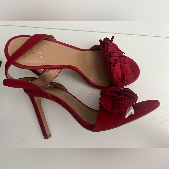 Like new Banana Republic Red Suede Fringe Slingback Heels size9.5 - Picture 3 of 4